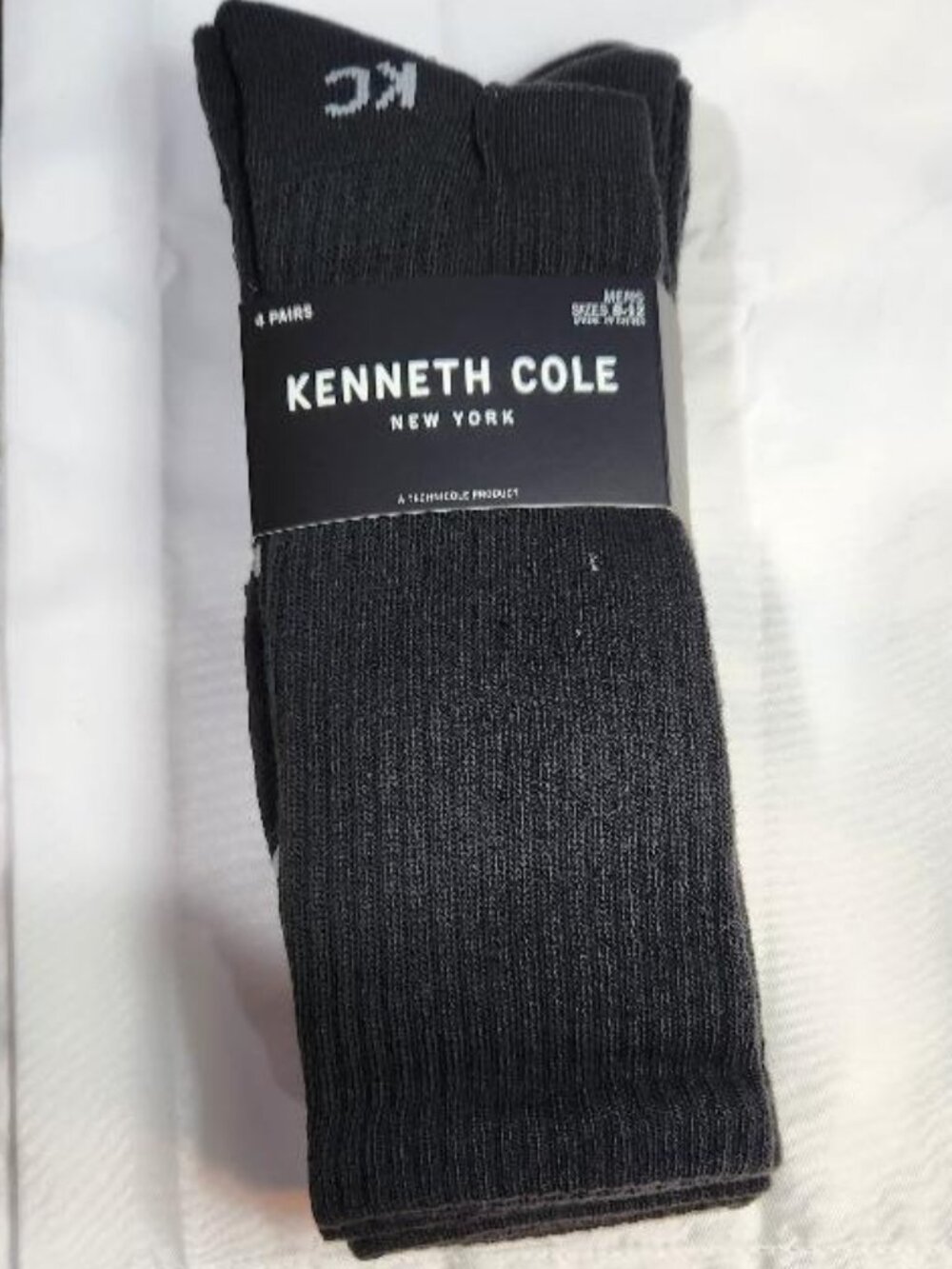 Kenneth Cole Mens 4-Pack Logo Crew Socks Black